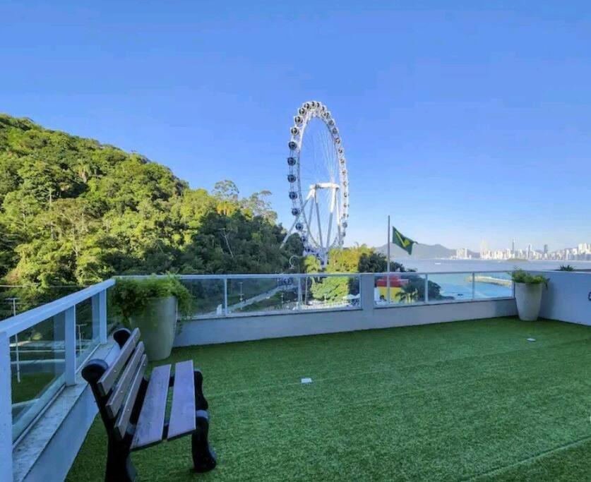 Piscina A Beira-Mar, Tranquilidade E Qualidade No Melhor De Bc Balneário Camboriú エクステリア 写真