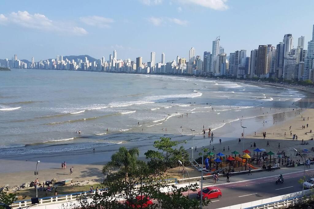 Piscina A Beira-Mar, Tranquilidade E Qualidade No Melhor De Bc Balneário Camboriú エクステリア 写真