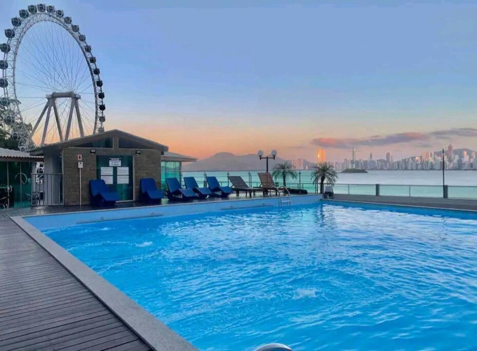 Piscina A Beira-Mar, Tranquilidade E Qualidade No Melhor De Bc Balneário Camboriú エクステリア 写真